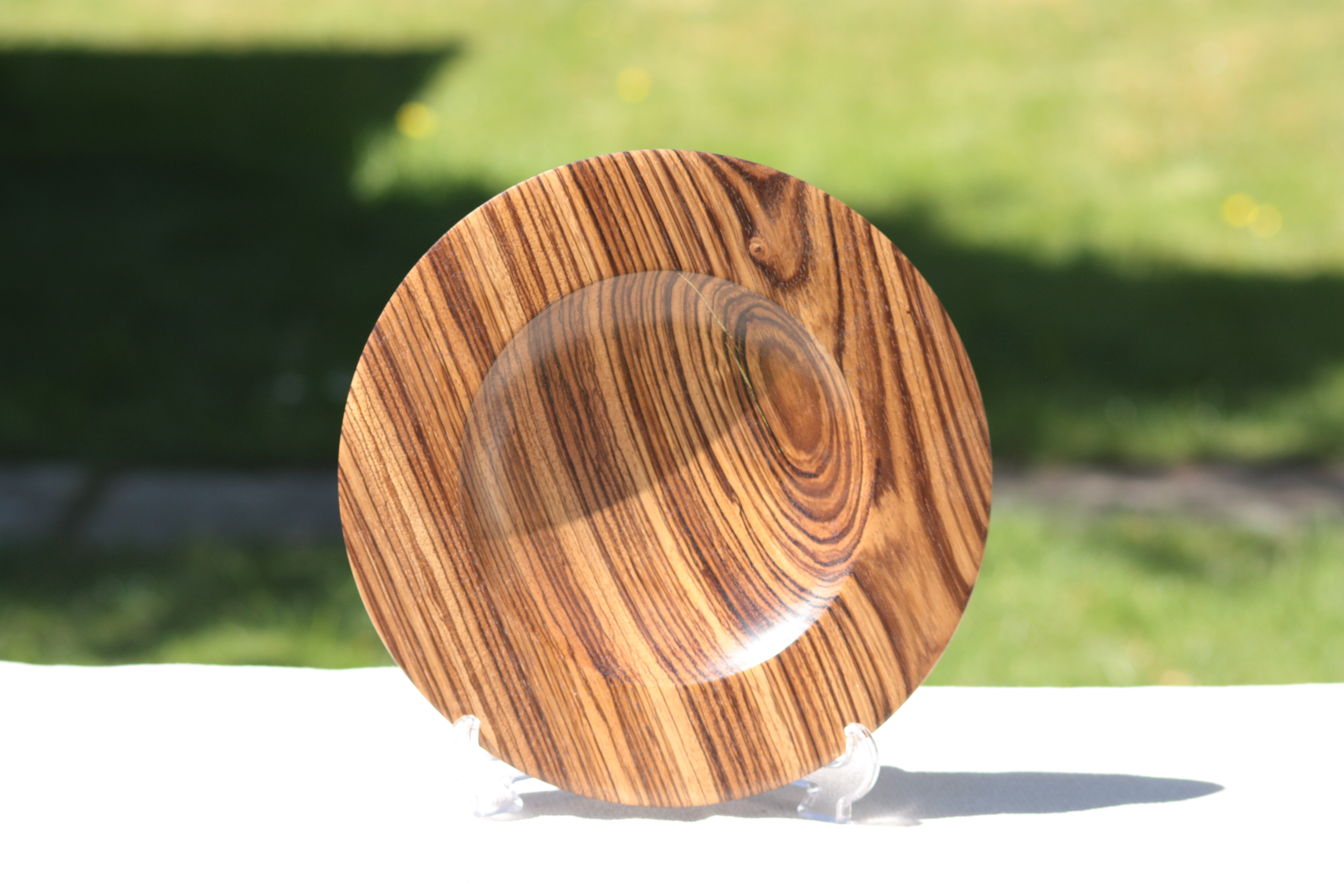25cm wide shallow dish style platter. Wood: Zebrano. Available £30.00
